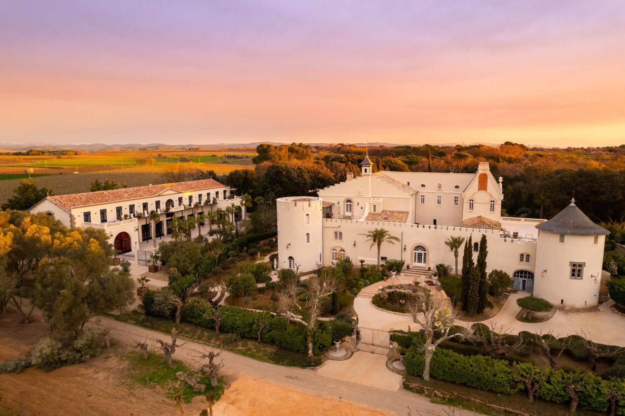 Chateau Hermitage De Combas Servian Exterior photo